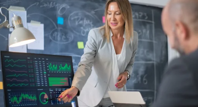 How Labor Forecasting Software Enhances Efficiency