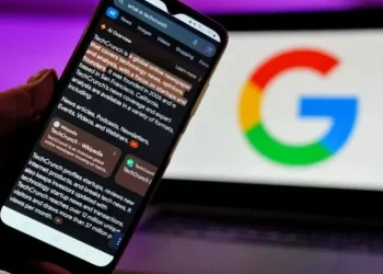 Google Allegedly Paying Publishers to Feature AI-Generated Content