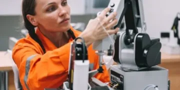 Maximizing Robot Lifespan: Essential Seal Maintenance Tips